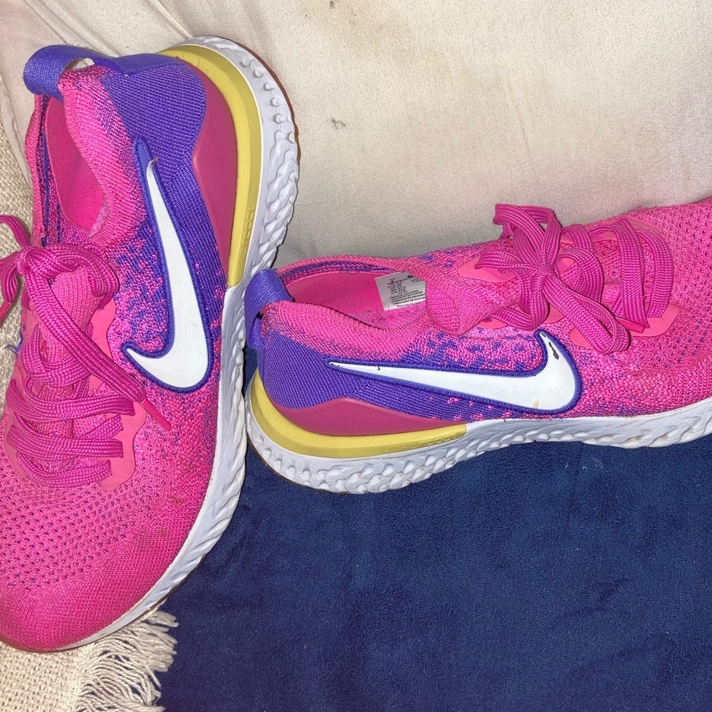 Nike React tennis shoes